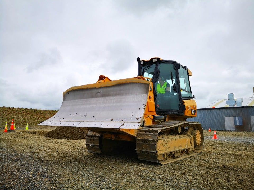 bulldozer digger dig this big boys toys